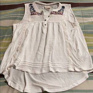 Women’s Pullover Top. EUC